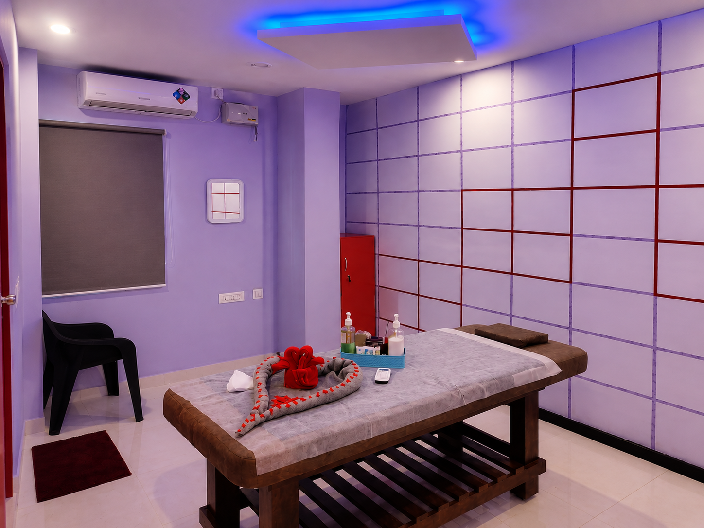 Private massage therapy room at Day Rituals Spa in Kodigehalli